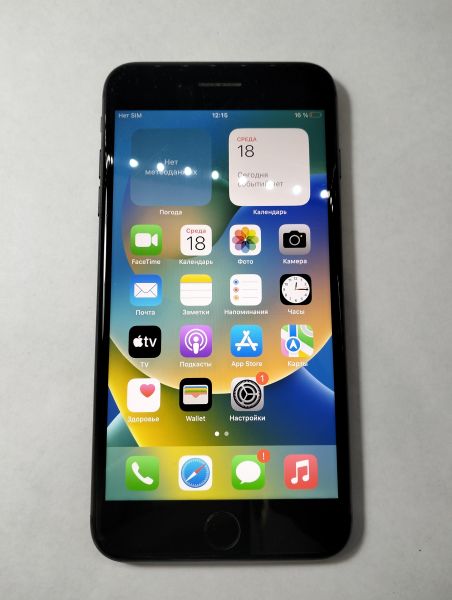 Купить Apple iPhone 8 Plus 64GB в Екатеринбург за 4000 руб.