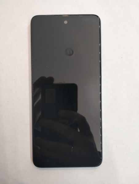 Купить TECNO Spark Go 2024 4/64GB (BG6) Duos в Екатеринбург за 3800 руб.