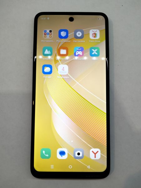 Купить Infinix Smart 8 3/64GB (X6525) Duos в Екатеринбург за 3400 руб.