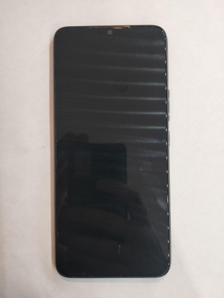 Купить Infinix Hot 20i 4/64GB (X665E) Duos в Екатеринбург за 4000 руб.