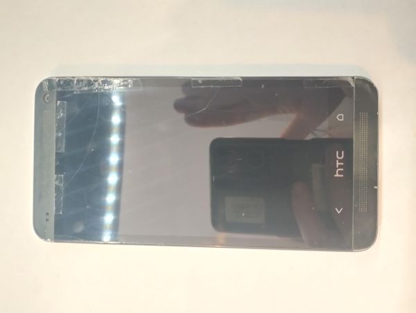 Купить HTC One M7 32GB (PN07100) в Екатеринбург за 1200 руб.