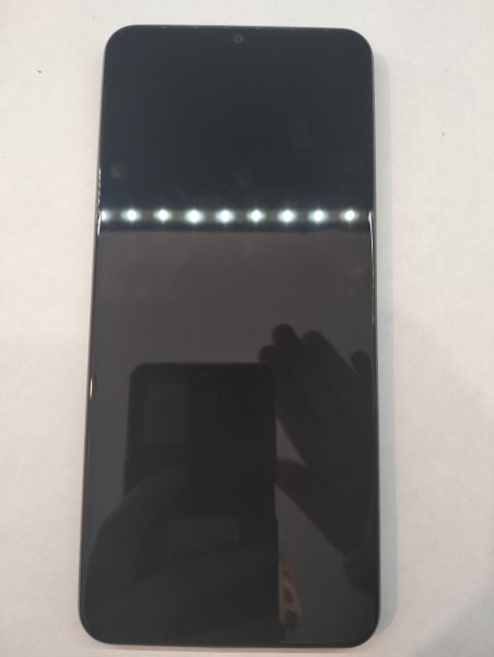 Купить Realme Note 50 3/64GB (RMX3834) Duos в Екатеринбург за 3800 руб.