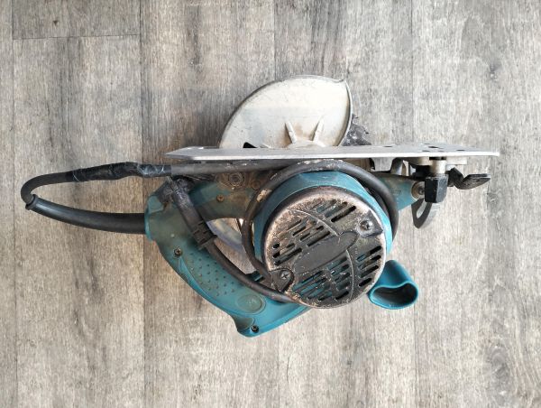 Купить Makita 5007N в Екатеринбург за 7100 руб.