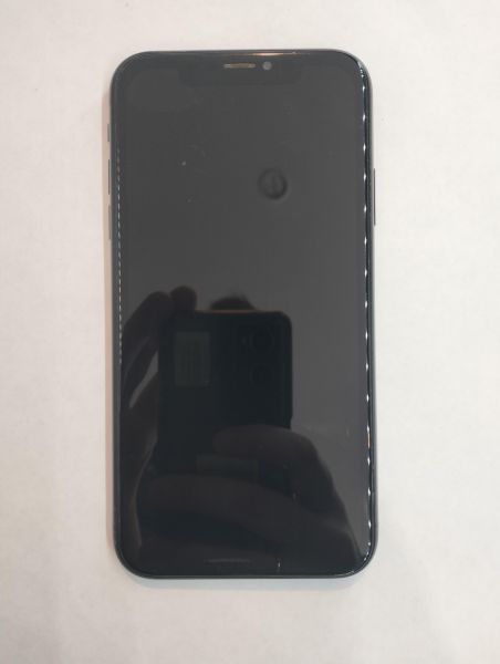 Купить Apple iPhone XR 64GB в Екатеринбург за 4500 руб.