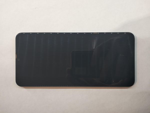 Купить Realme Note 60x 4/128GB (RMX3938) Duos в Екатеринбург за 4900 руб.