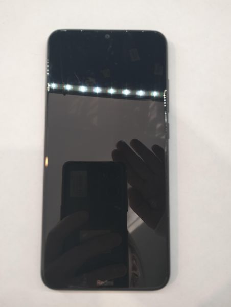 Купить Xiaomi Redmi 8A 2/32GB (M1908C3KG) Duos в Екатеринбург за 2000 руб.