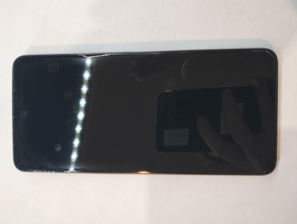 Купить TECNO Spark 20 8/128GB (KJ5n) Duos в Екатеринбург за 4900 руб.