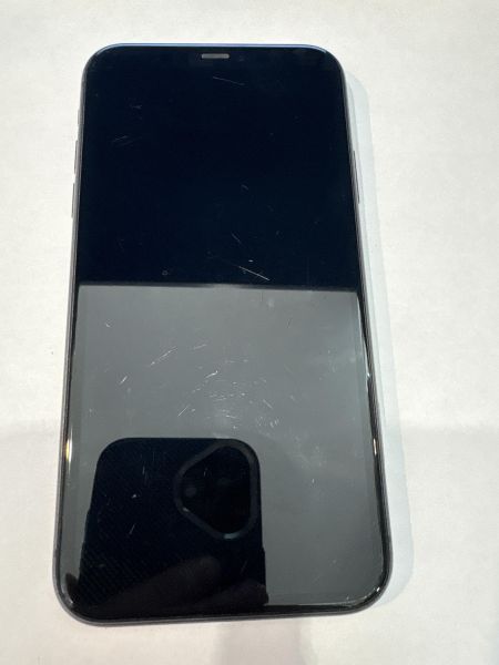 Купить Apple iPhone 11 128GB в Екатеринбург за 11200 руб.