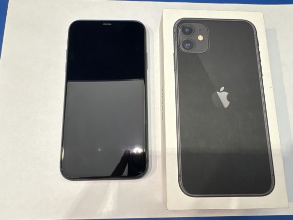 Купить Apple iPhone 11 128GB в Екатеринбург за 11700 руб.