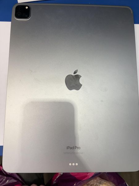 планшет Apple iPad Pro 6 2022 128GB (A2436) (без SIM) в Екатеринбург