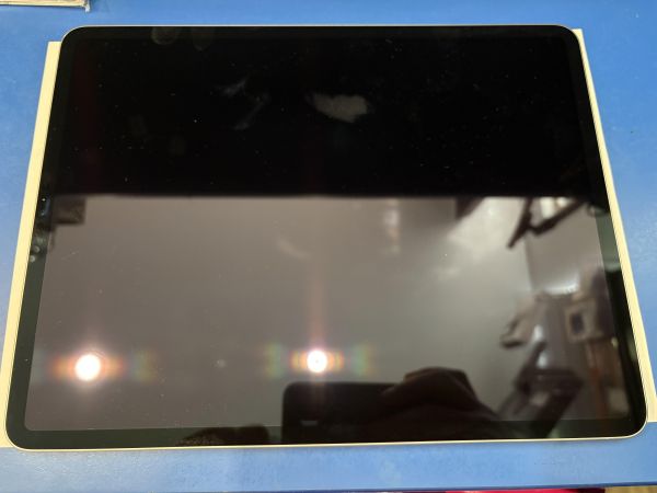 планшет Apple iPad Pro 6 2022 128GB (A2436) (без SIM) в Екатеринбург