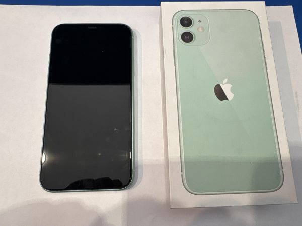 Купить Apple iPhone 11 128GB в Екатеринбург за 12300 руб.