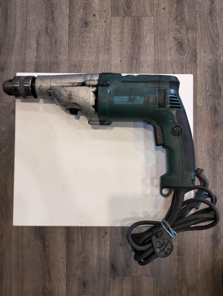 дрель и строительный миксер Makita HP2070 в Екатеринбург