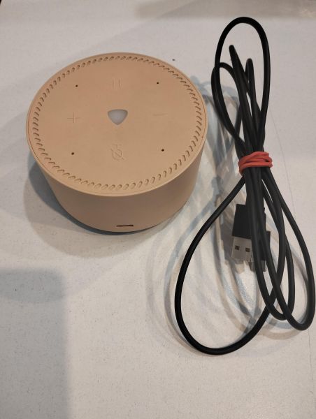 умная колонка Яндекс Станция Лайт (YNDX-00025) с СЗУ в Томск