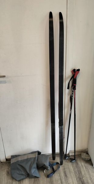 лыжи Madshus CT 90 JR + палки в Екатеринбург