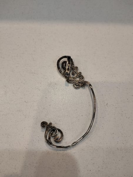 серебряная серьга одна Серьга одна серебро 925 4,58g, вес изделия 4.58g в Томск