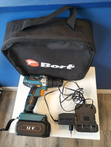 шуруповёрт аккумуляторный Bort BAB-12-P 98299953 с СЗУ в Томск