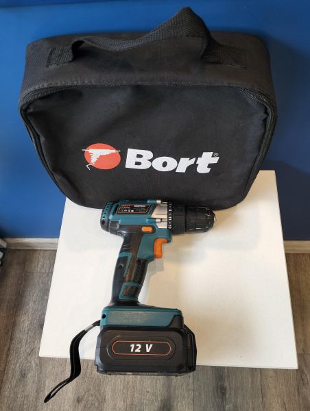 шуруповёрт аккумуляторный Bort BAB-12-P 98299953 с СЗУ в Томск