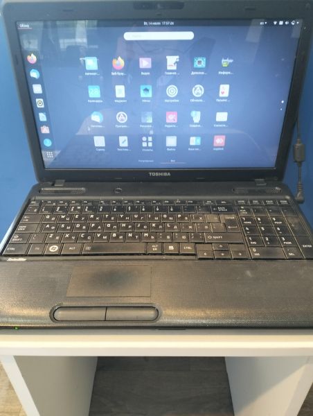 ноутбук Toshiba Satellite C660-1TM (15.6/B940/4GB/320GB/Intel-HD) в Томск