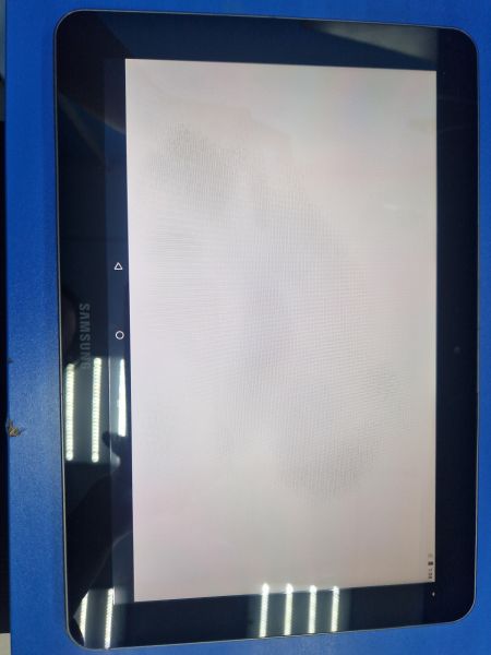 Купить Samsung Galaxy Tab 10.1 16GB (P7500) (c SIM, с СЗУ) в Иркутск за 800 руб.