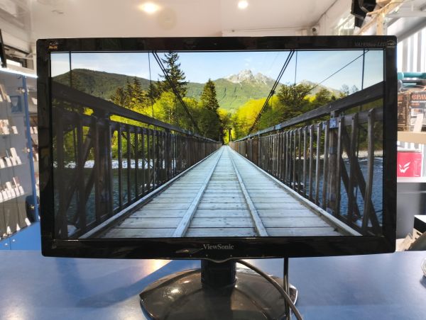 Купить Viewsonic VA1938wa в Екатеринбург за 800 руб.