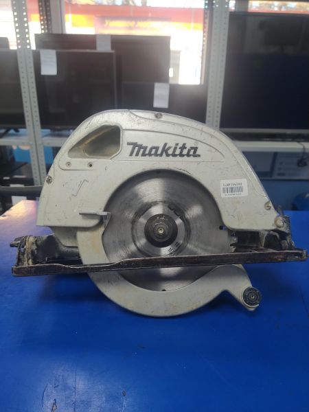 Купить Makita 5704R в Хабаровск за 4199 руб.