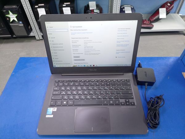 Купить ASUS ZenBook UX305F (SSD 480 GB) в Хабаровск за 9699 руб.