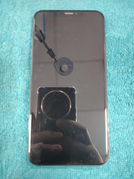 Купить Apple iPhone XS Max 64GB в Хабаровск за 12200 руб.