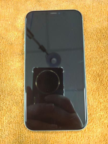 Купить Apple iPhone 11 128GB в Хабаровск за 15200 руб.