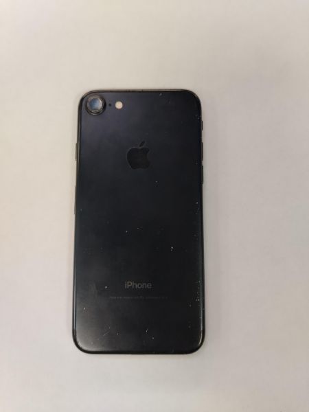 Купить Apple iPhone 7 128GB в Хабаровск за 3900 руб.