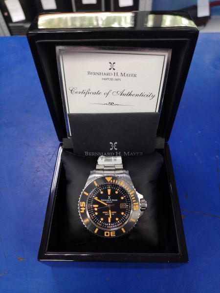 Купить Bernhard H. Mayer Wave Breaker Limited Edition 41701.738.6 в Хабаровск за 46750 руб.