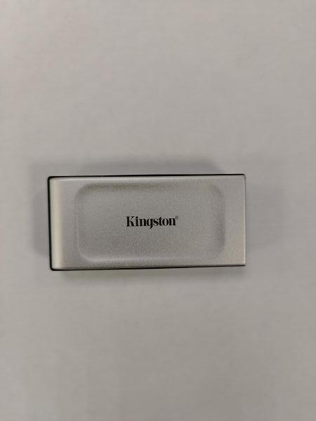 Купить Kingston SXS2000 (SXS2000/1000G) 1ТБ в Хабаровск за 2800 руб.