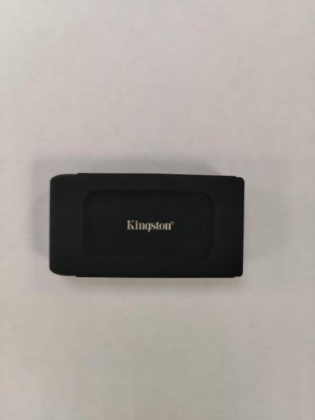Купить Kingston SXS1000 (SXS1000/1000G) 1ТБ в Хабаровск за 2800 руб.