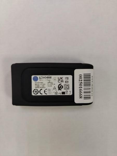 Купить Kingston SXS1000 (SXS1000/1000G) 1ТБ в Хабаровск за 2800 руб.