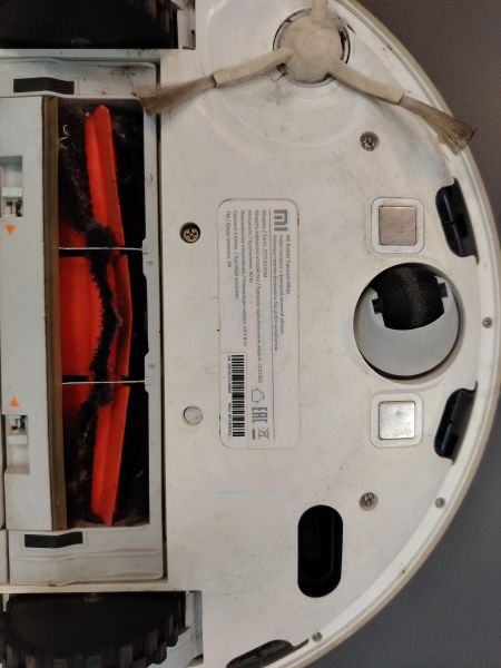 Купить Xiaomi Mi Robot Vacuum Mop (STYTJ01ZHM) с СЗУ в Хабаровск за 3500 руб.