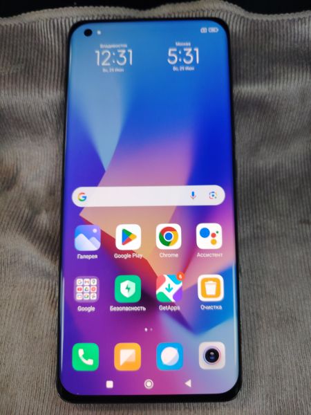 Купить Xiaomi Mi 11 8/128GB (M2011K2G) Duos в Хабаровск за 17700 руб.