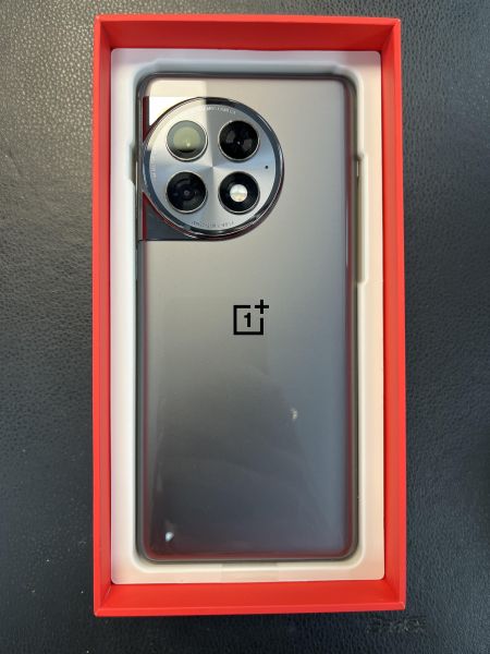 Купить OnePlus Ace 2 Pro 16/512GB (PJA110) Duos в Хабаровск за 28400 руб.