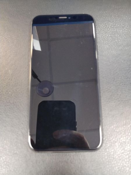 Купить Apple iPhone XR 64GB в Хабаровск за 9500 руб.