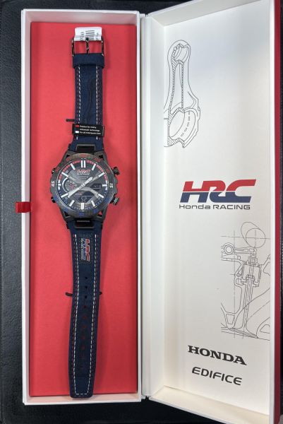 Купить Casio Edifice ECB-2000HR в Хабаровск за 15700 руб.