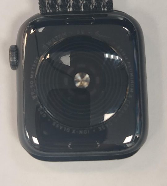 умные часы и браслеты Apple Watch SE 44mm (A2352) с СЗУ в Хабаровск