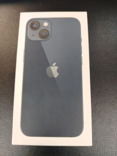 Купить Apple iPhone 13 128GB в Хабаровск за 30300 руб.