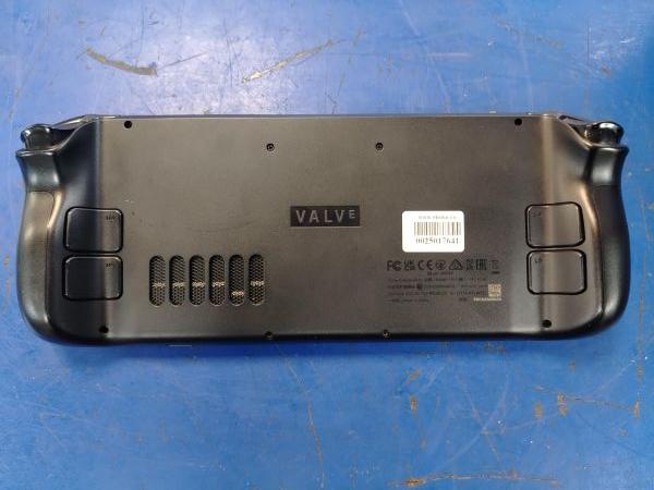 Купить Valve Steam Deck 256GB (1010) в Хабаровск за 30300 руб.