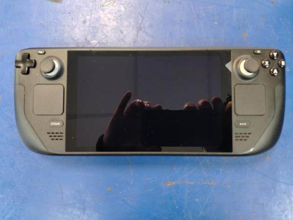 Купить Valve Steam Deck 256GB (1010) в Хабаровск за 30300 руб.