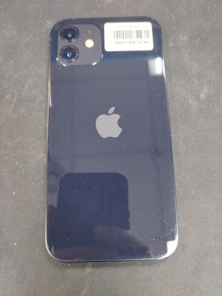 Купить Apple iPhone 12 128GB в Хабаровск за 20600 руб.