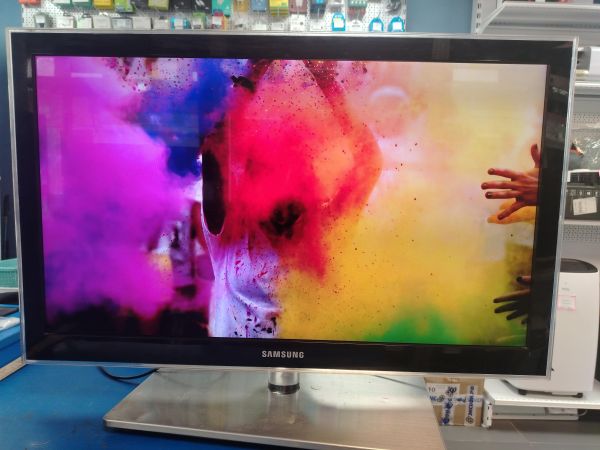 Купить Samsung UE32C6000RW в Хабаровск за 3700 руб.