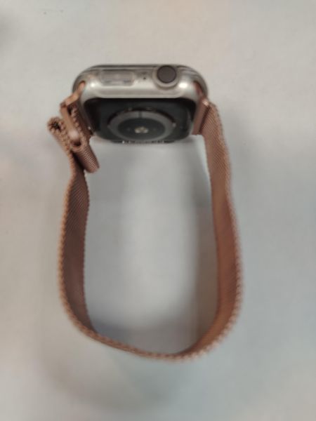 умные часы и браслеты Apple Watch Series 4 40mm (A1977) с СЗУ в Хабаровск