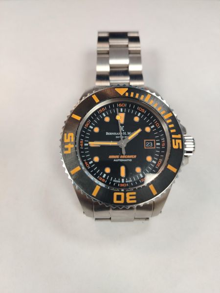 Купить Bernhard H. Mayer Wave Breaker Limited Edition 41701.738.6 в Хабаровск за 43800 руб.