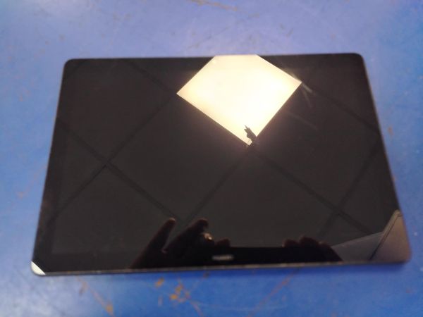Купить Huawei MediaPad T5 10.1 16GB (AGS2-L09) (c SIM) в Хабаровск за 1400 руб.
