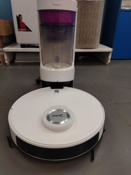 Купить Midea VCR S20 Plus (VCR MS20PLUSWH) с СЗУ в Хабаровск за 15800 руб.