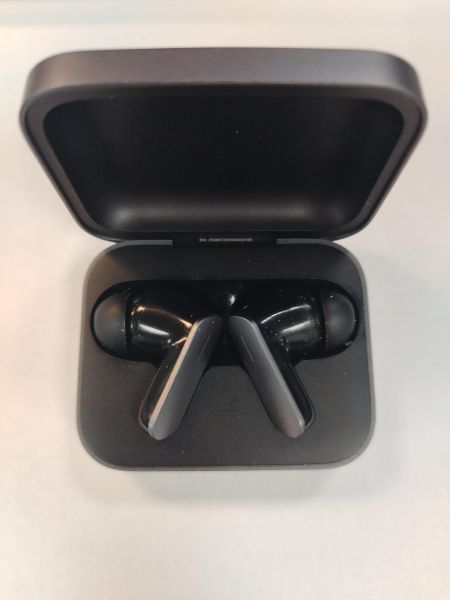 Купить Realme Buds Air 7 в Хабаровск за 2800 руб.